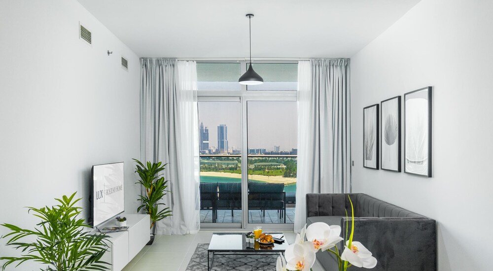 Дубай: LUX Holiday Home - Azure Residence 5