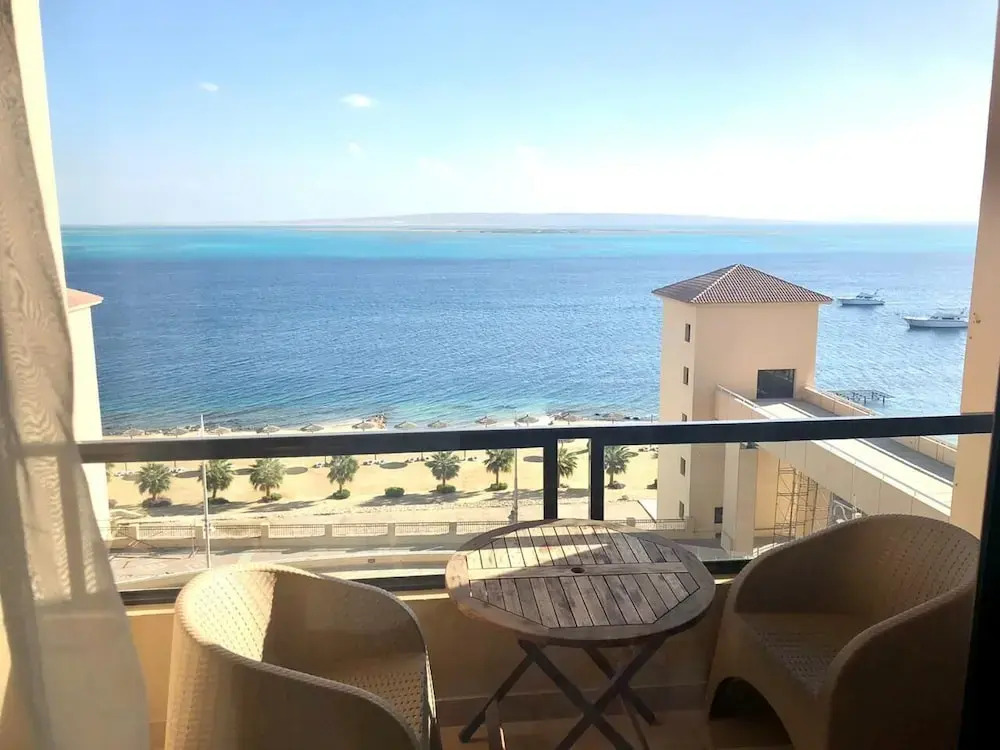 Хургада: Cosy & Cute Beach Front Studio at the Views Waterside