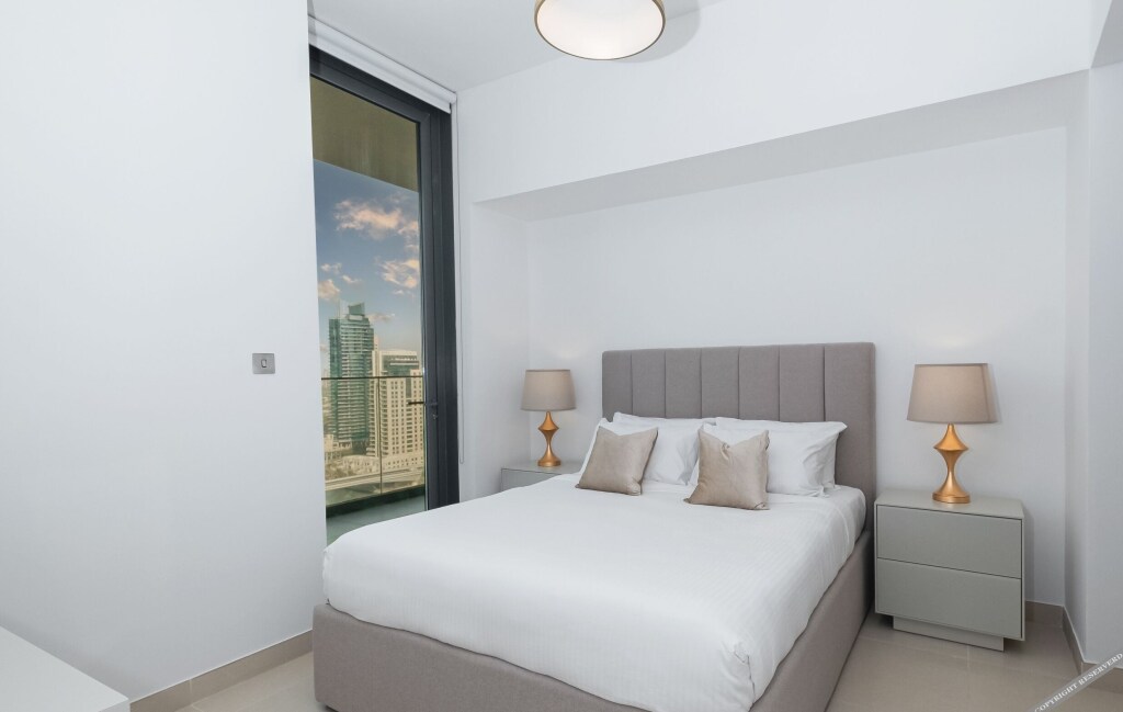 Дубай: LUX - Contemporary Suite with Full Marina View 5