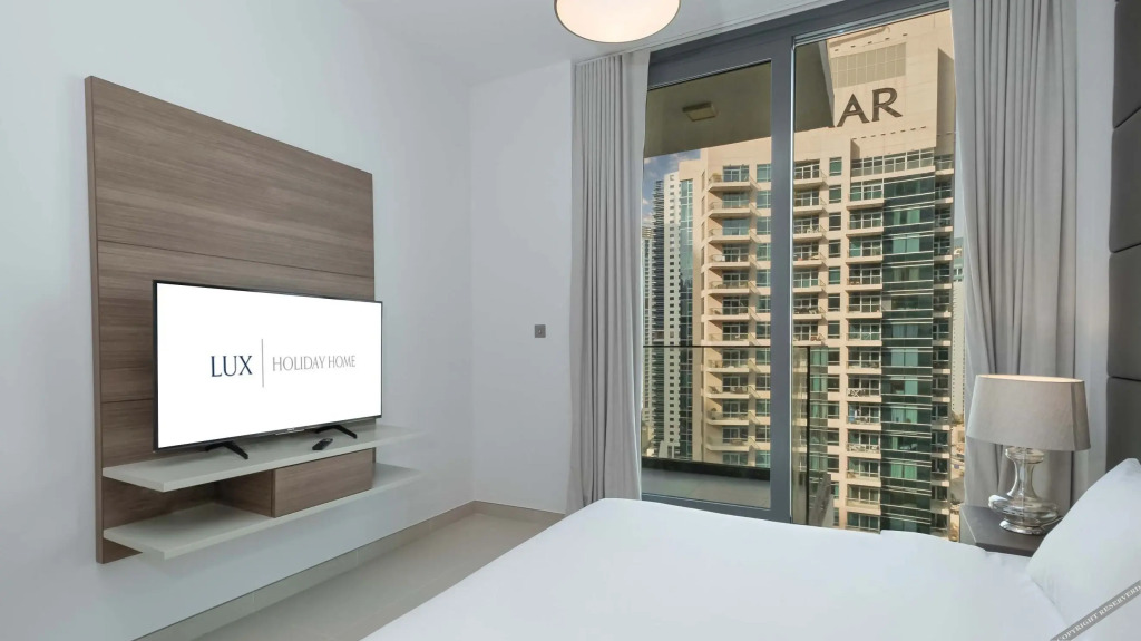 Дубай: LUX - Contemporary Suite with Full Marina View 5