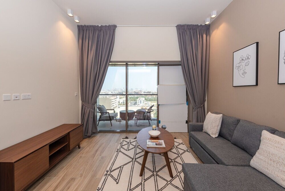 Дубай: Gorgeous Studio With Balcony Park View