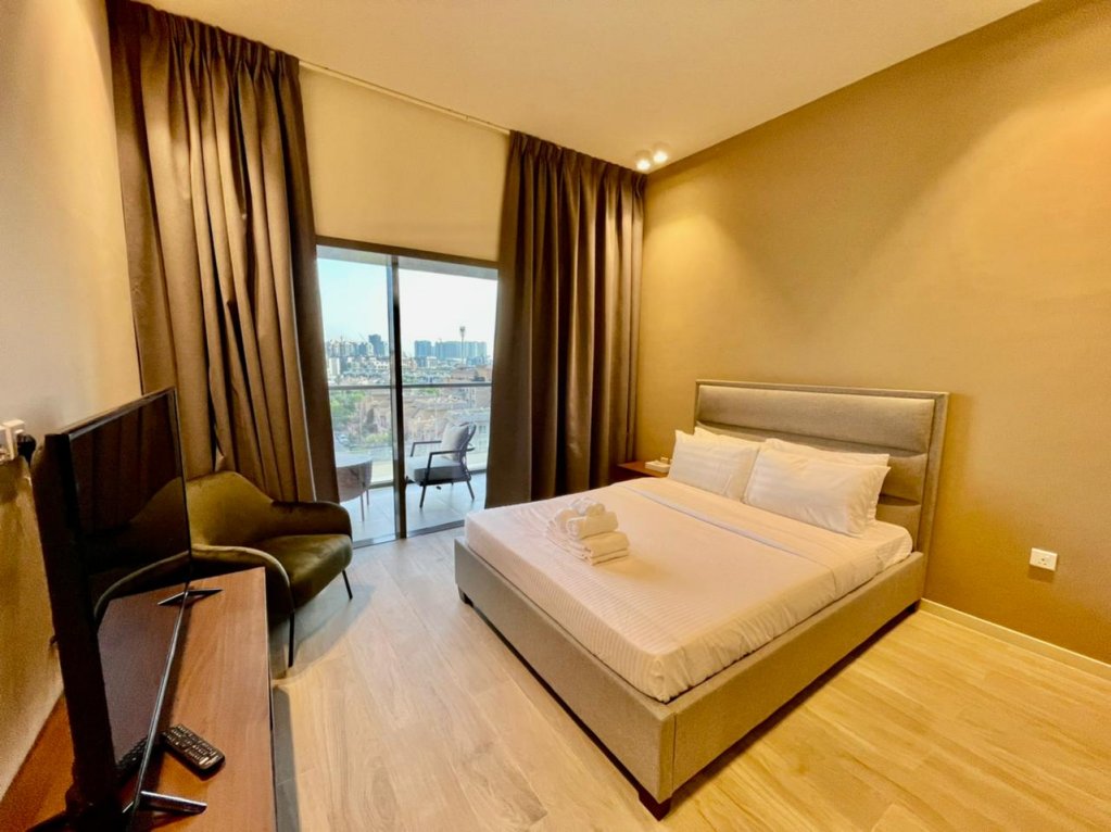 Дубай: Stunning Park view studio with balcony
