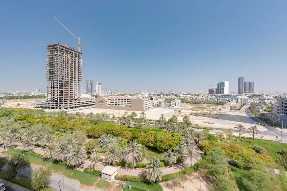 Дубай: Stunning Park view studio with balcony