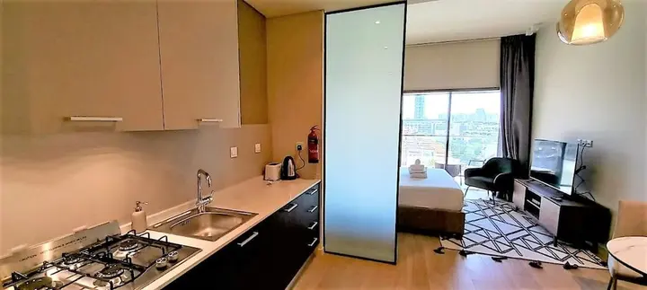Дубай: Park View Gorgeous Studio With Balcony