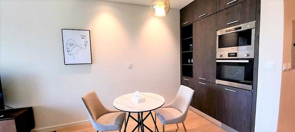 Дубай: Park View Gorgeous Studio With Balcony
