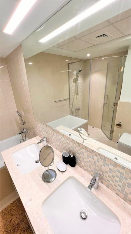 Дубай: Gorgeous 2bedroom in Bellevue Downtown