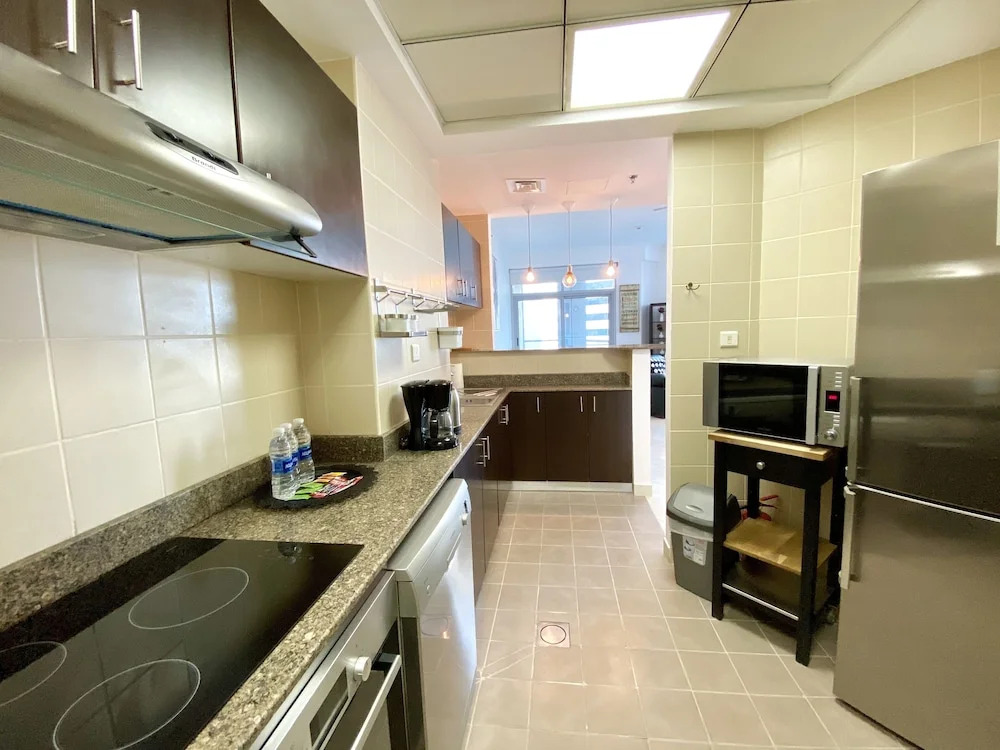 Дубай: Modern and cozy 2BR Apartment in Torch Tower Dubai