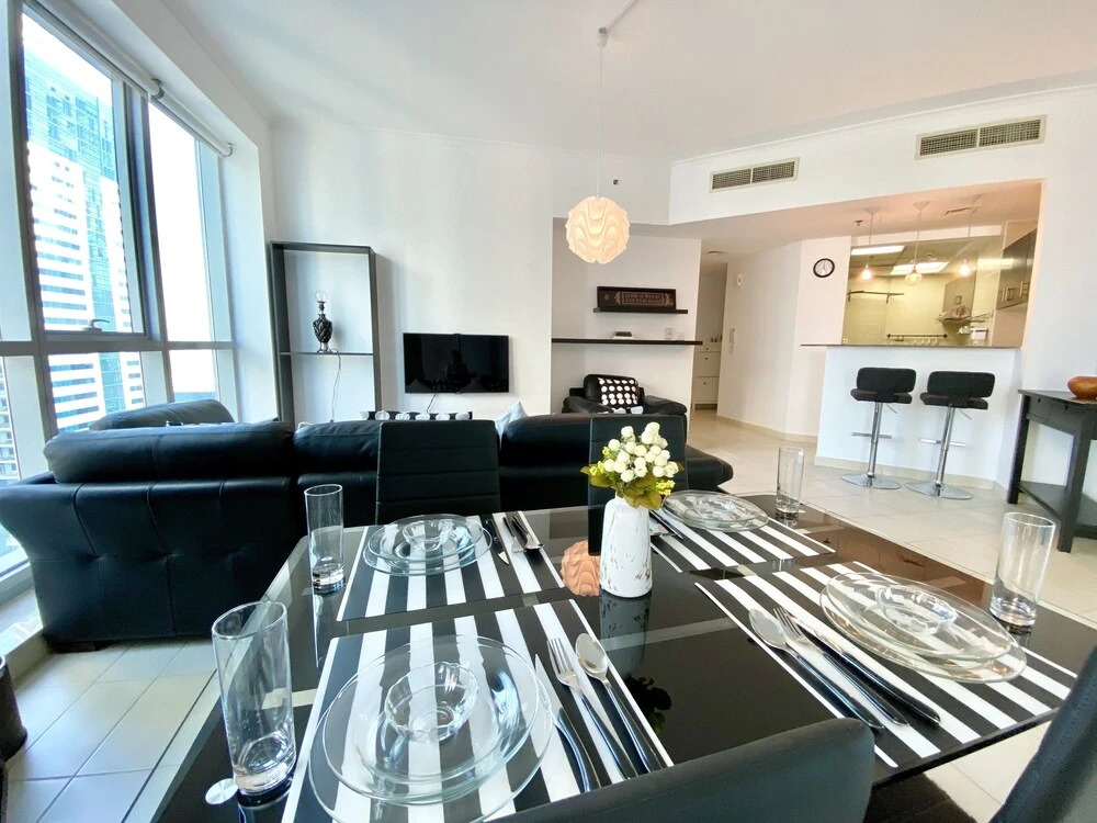 Дубай: Modern and cozy 2BR Apartment in Torch Tower Dubai