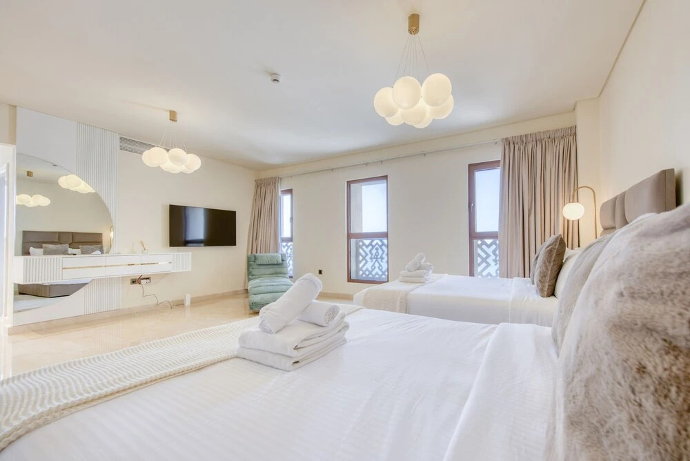 Дубай: Maison Privee - Luxury Palm Penthouse with Beach & Sea View