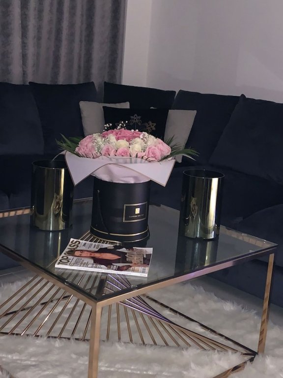 Дубай: Luxurious and Spacious One-bedroom Apartment in the Heart of Dubai