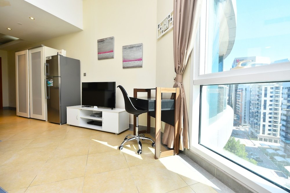 Дубай: Alia -Bright furnished studio near metro