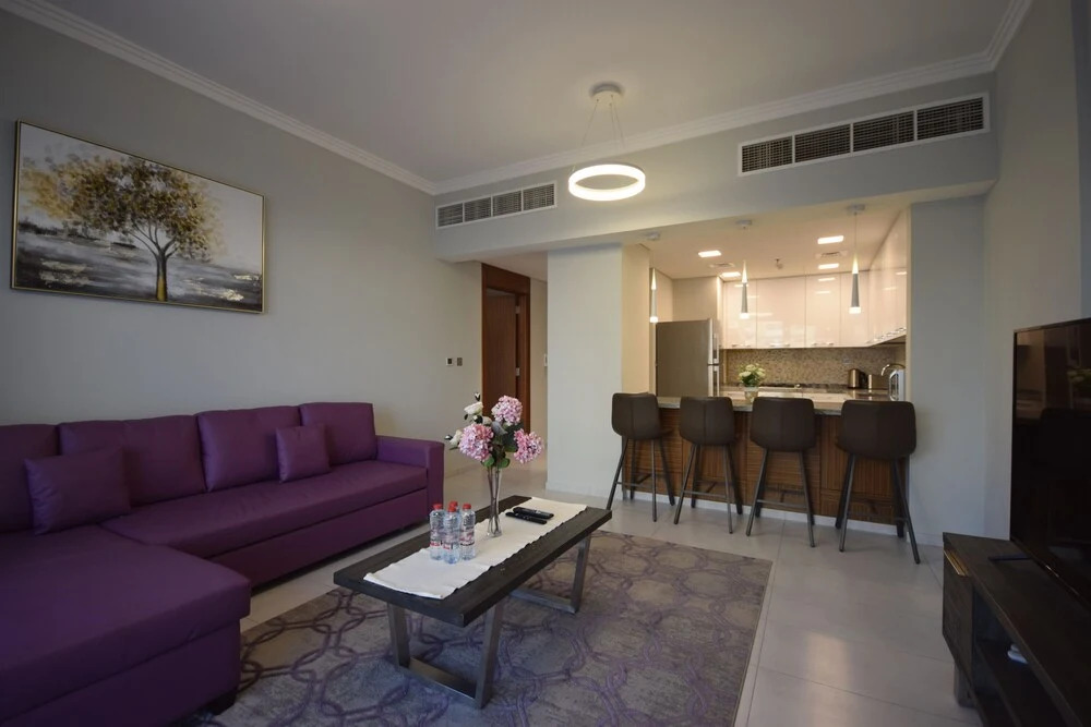 Дубай: Regent Court 114