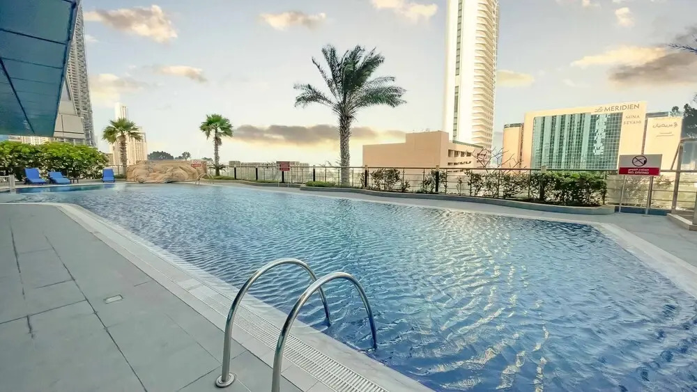Дубай: LUX The Sky View Suite Dubai Marina