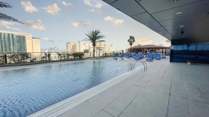 Дубай: LUX The Sky View Suite Dubai Marina