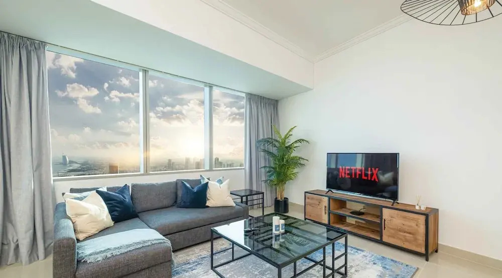 Дубай: LUX The Sky View Suite Dubai Marina
