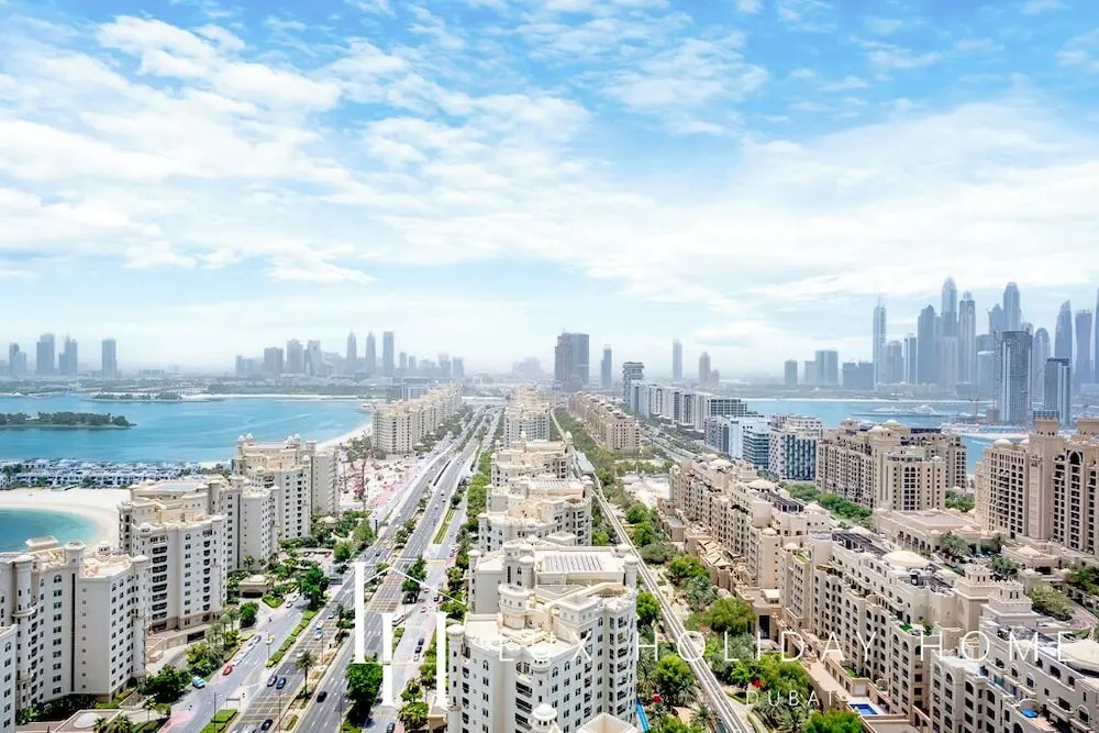Дубай: LUX Iconic Views at Palm Tower Suite 2