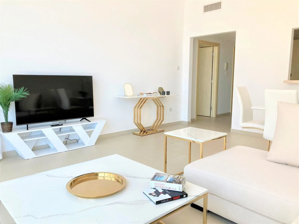Дубай: Luxurious Stay at the Walk JBR