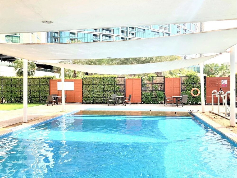 Дубай: Luxurious Stay at the Walk JBR