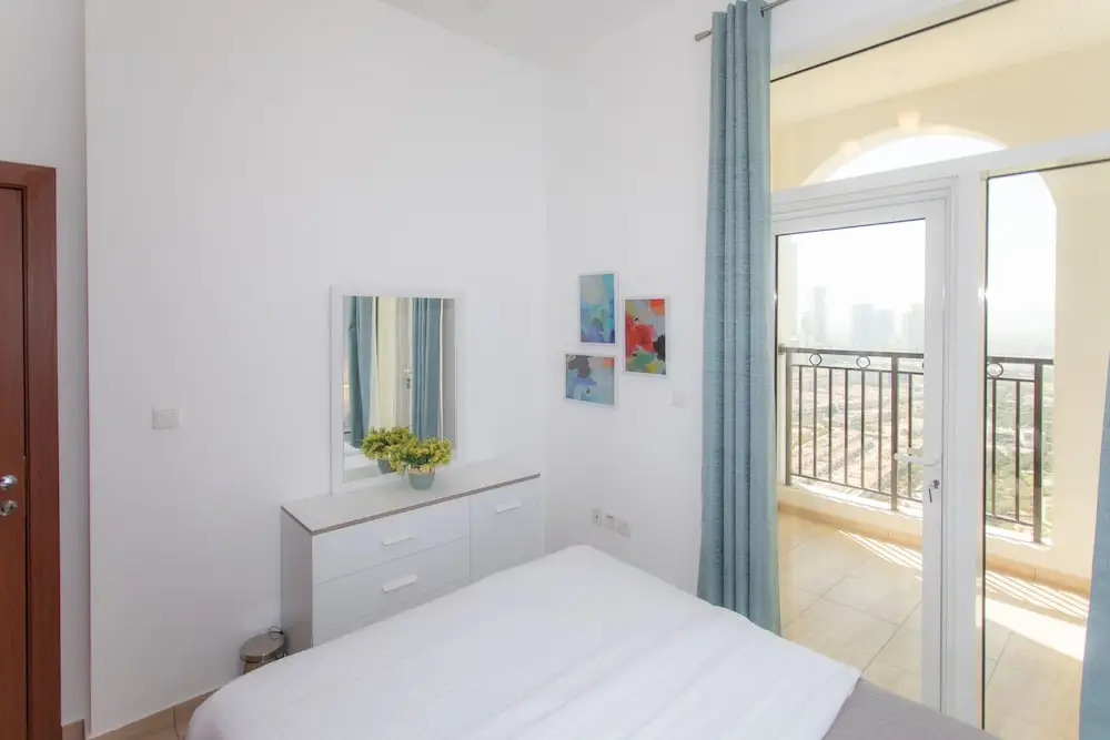 Дубай: Executive apt near Downtown