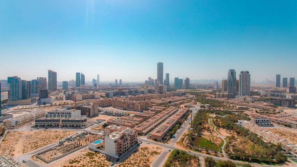 Дубай: Zen studio with panorama city views