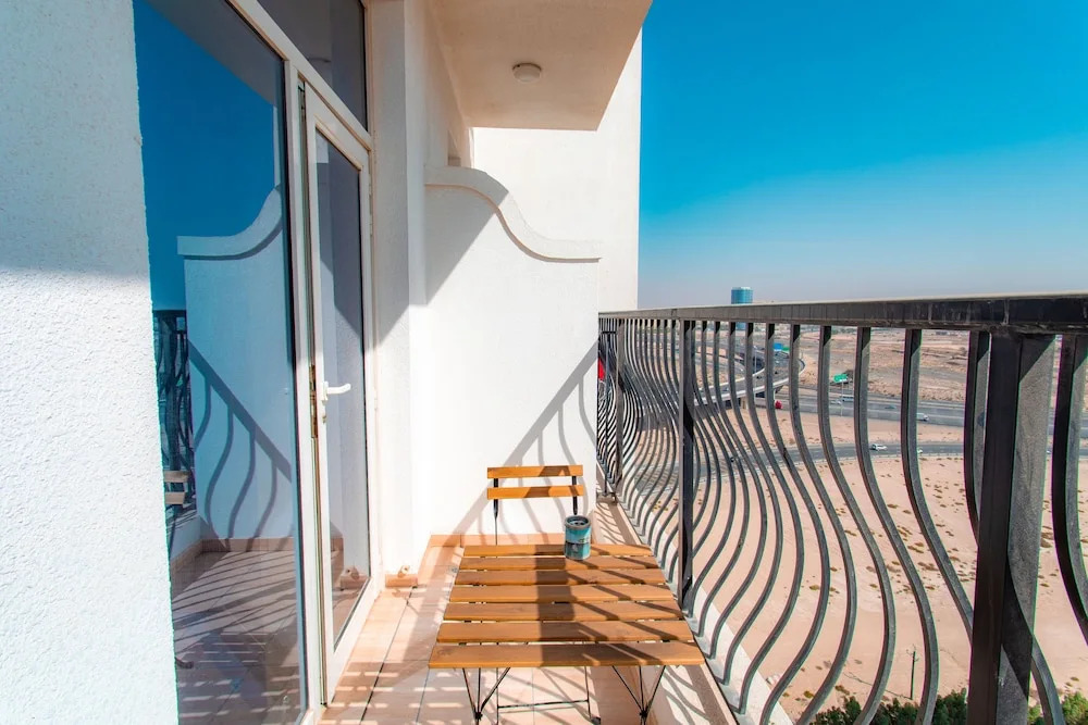 Дубай: Sky parlor studio close to Dubai Marina