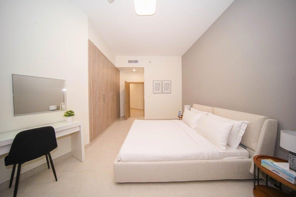Дубай: 360 Vacation-Spacious 2BR Apartment