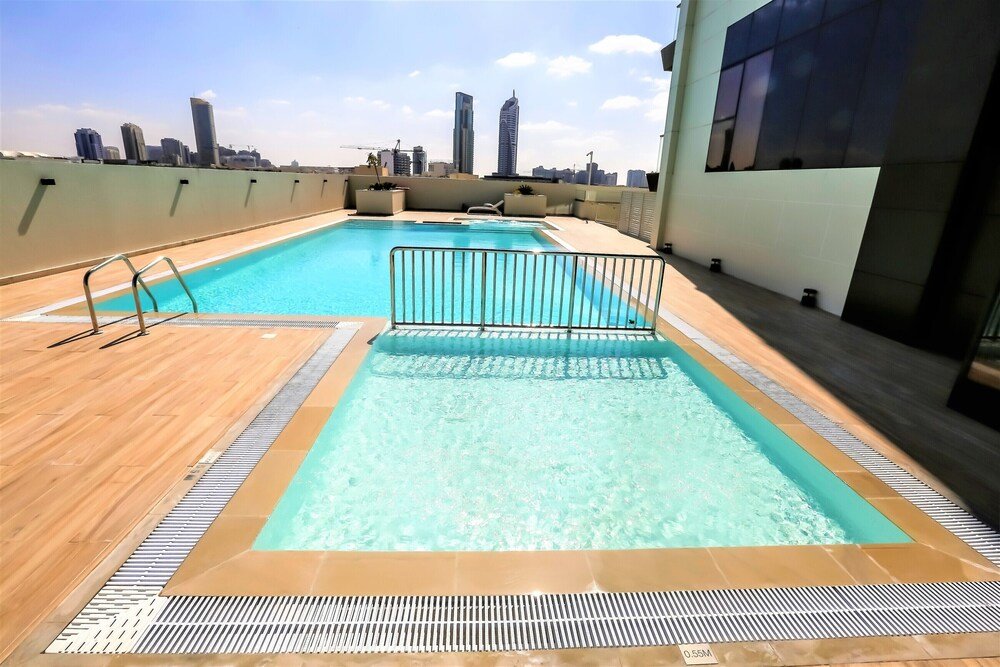 Дубай: Gorgeous Living in Park View JVC Dubai