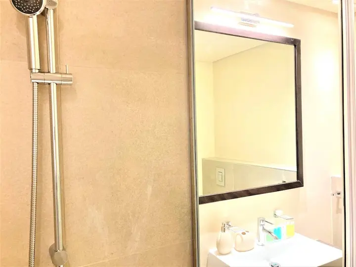 Дубай: Amazing Studio With Balcony in Park View Dubai