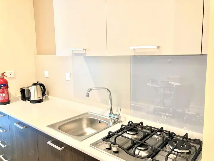 Дубай: Amazing Studio With Balcony in Park View Dubai