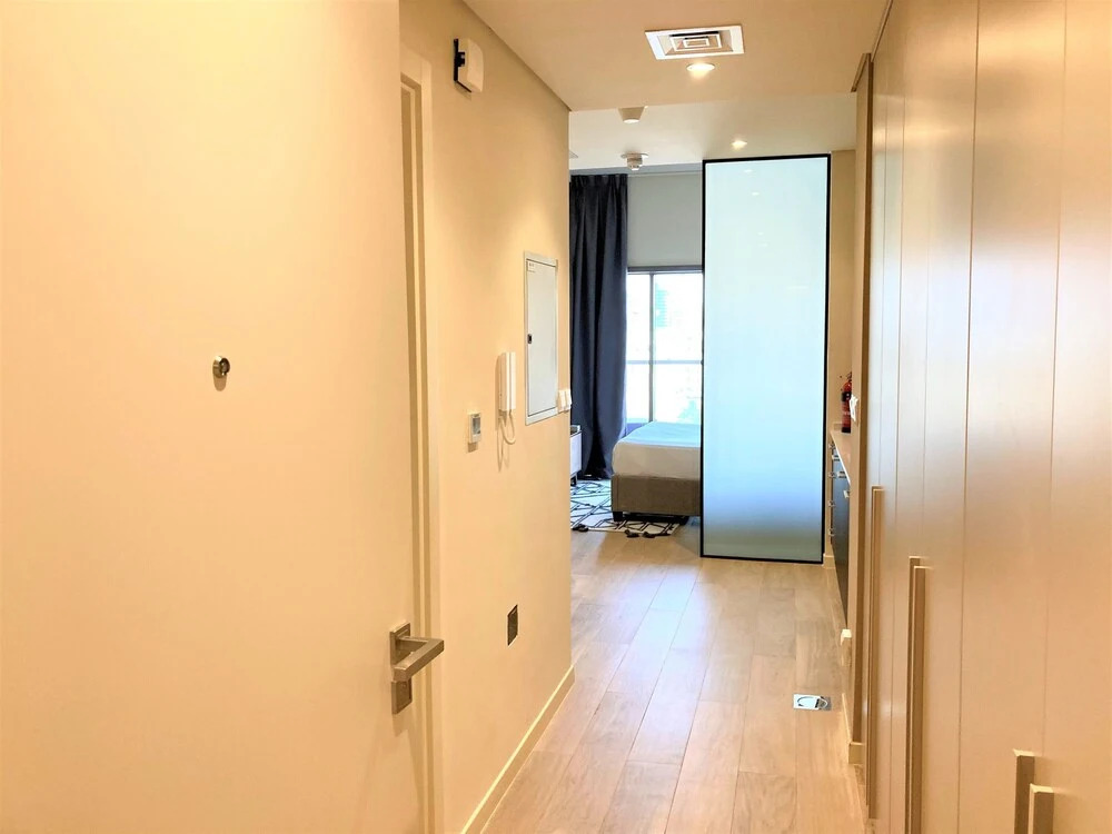 Дубай: Amazing Studio With Balcony in Park View Dubai