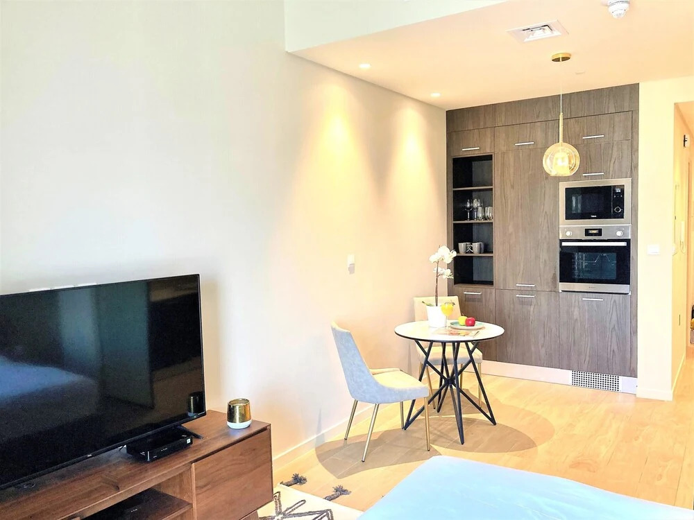 Дубай: Stunning Living in Park View JVC Dubai