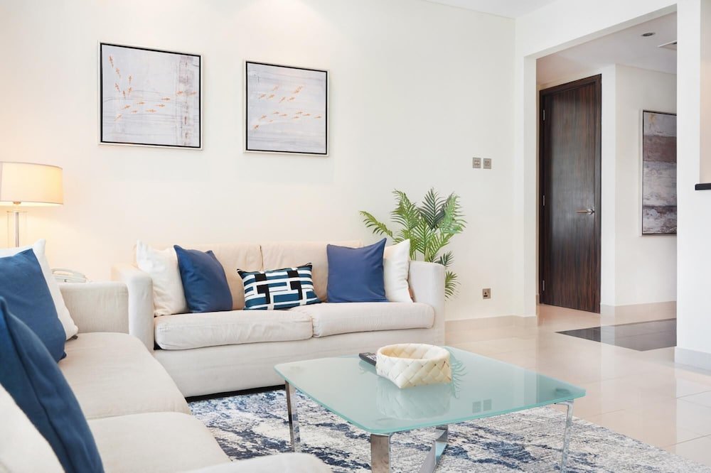Дубай: Premium Apartment in the Heart of JLT
