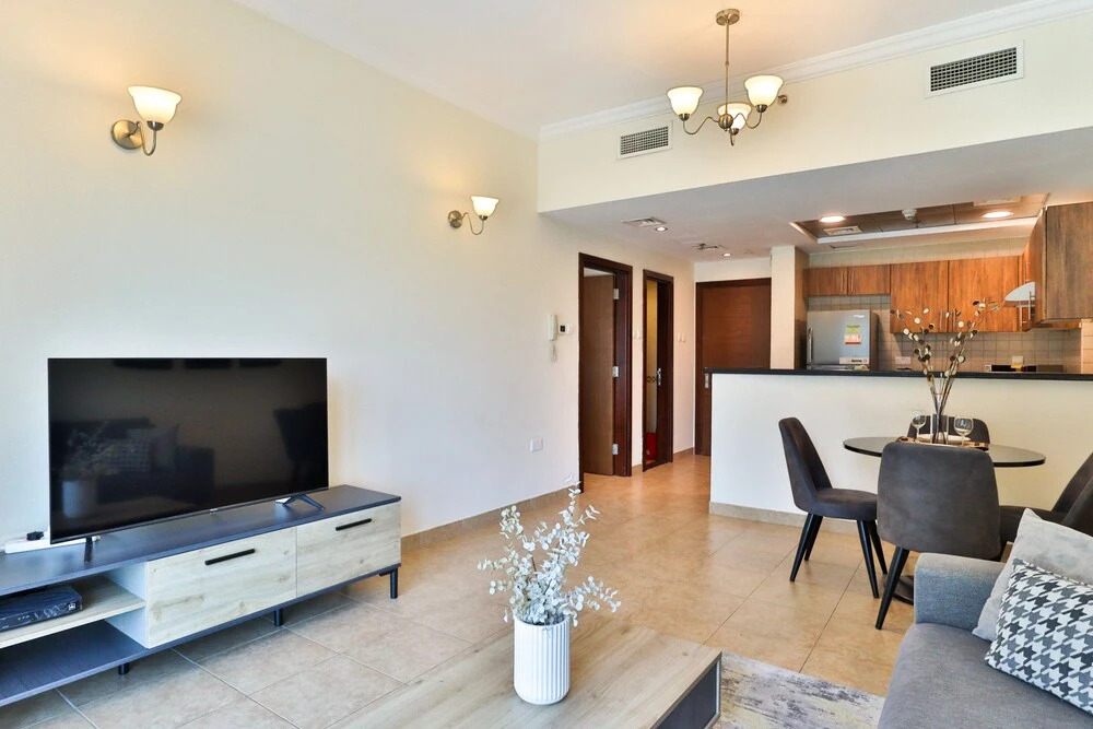Дубай: HiGuests - Golf View Residence