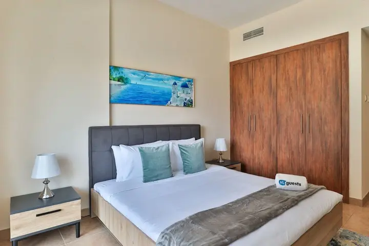 Дубай: HiGuests - Golf View Residence