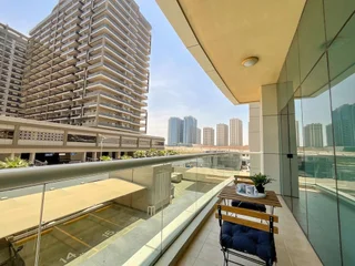 Дубай: HiGuests - Golf View Residence