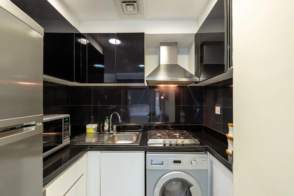 Дубай: Marco Polo - Elegant Studio with Panoramic City Views