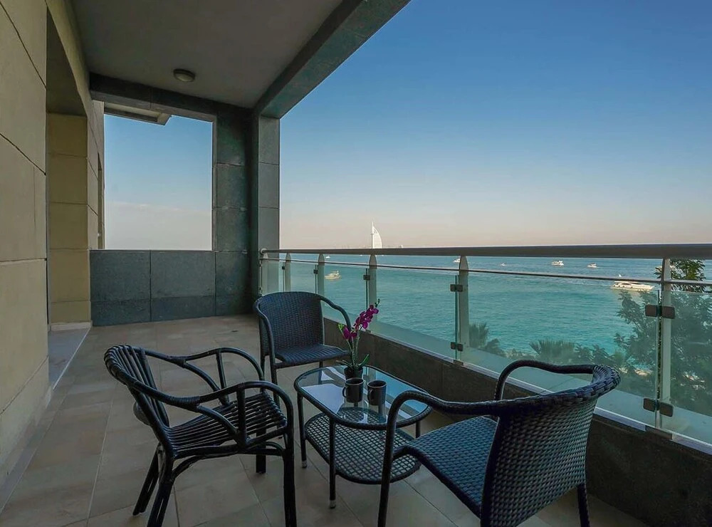 Дубай: KeyHost - Dream The Palm Residences Near Rixos - K261