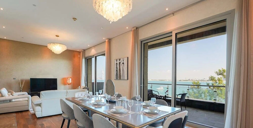 Дубай: KeyHost - Dream The Palm Residences Near Rixos - K261