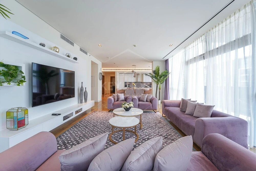Дубай: Keyhost - City Walk - 3BR Apartment