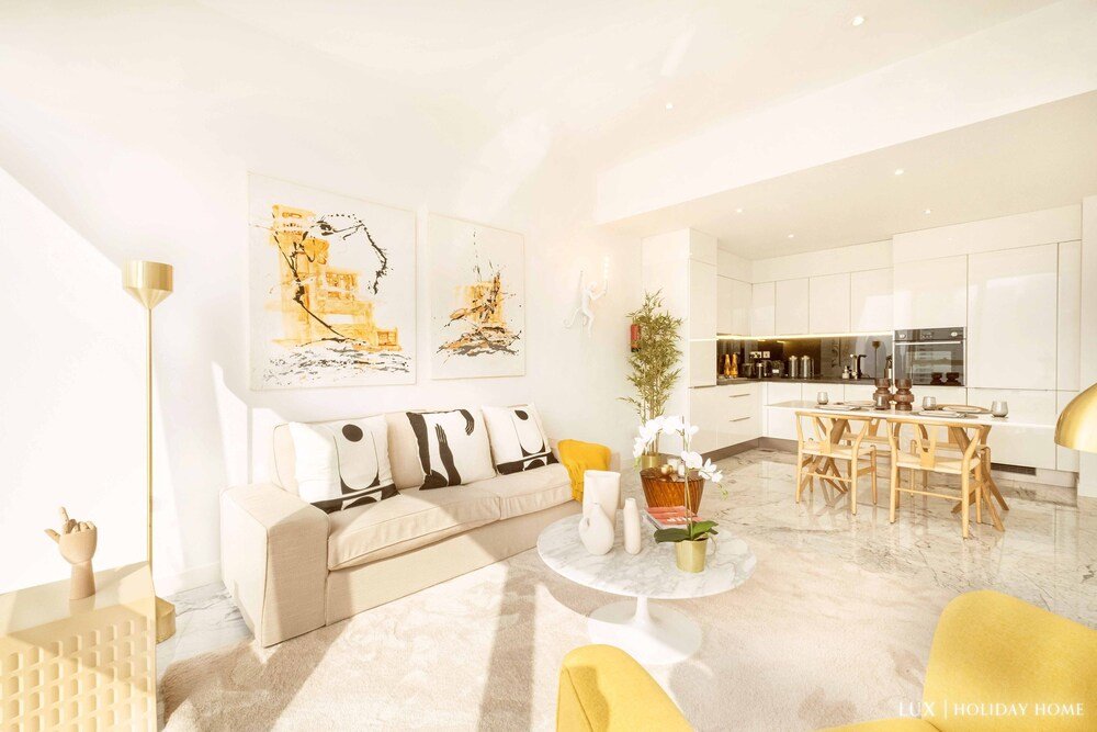 Дубай: LUX The Pad Executive Suite 3