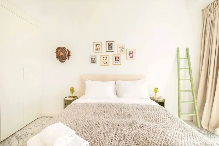 Дубай: LUX The Pad Executive Suite 3