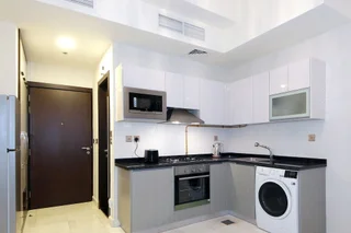 Дубай: Studio Apartment in Bayz Tower