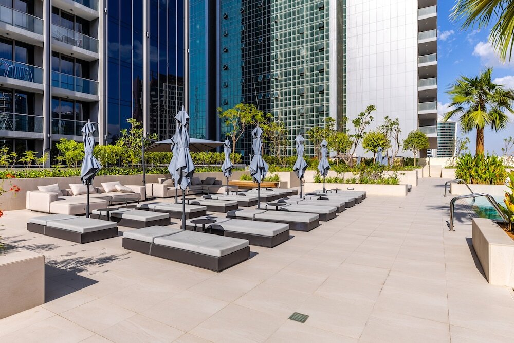 Дубай: Maison Privee - Classy Urban Retreat w/ Amazing Dubai Canal Views