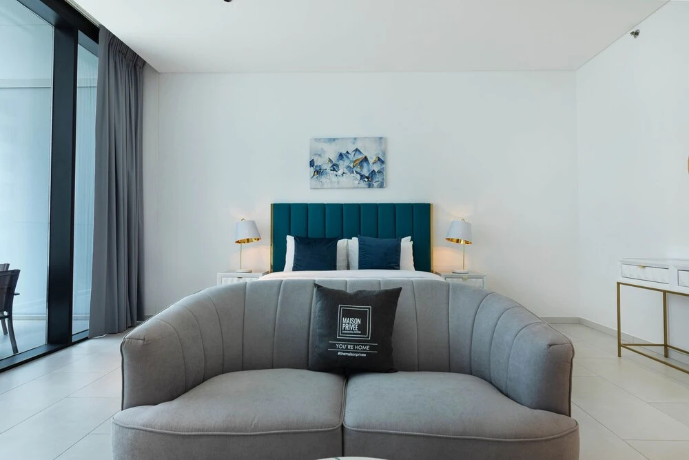 Дубай: Maison Privee - Classy Urban Retreat w/ Amazing Dubai Canal Views