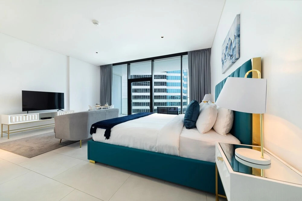 Дубай: Maison Privee - Classy Urban Retreat w/ Amazing Dubai Canal Views
