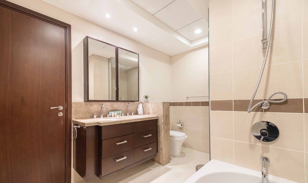 Дубай: LUX The Downtown Blvd Suite