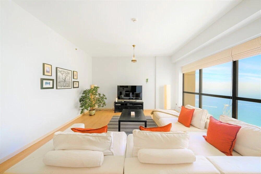 Дубай: Luxurious 3Bedrooms with Sea View at JBR