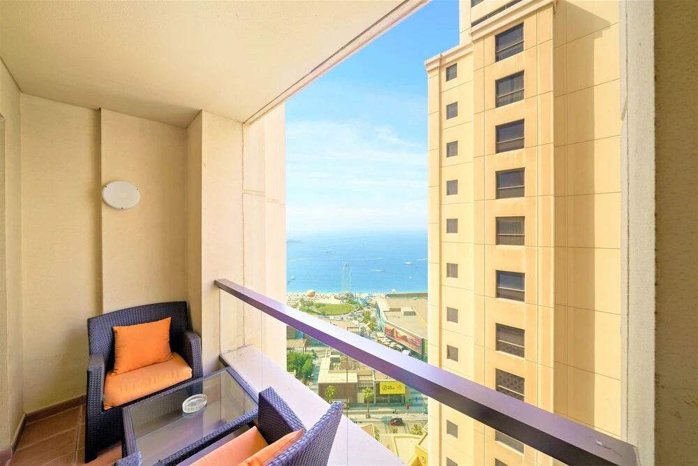 Дубай: Luxurious 3Bedrooms with Sea View at JBR
