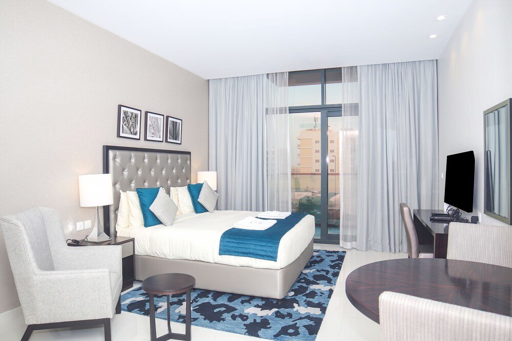 Дубай: Studio Apartment in Damac Celestia