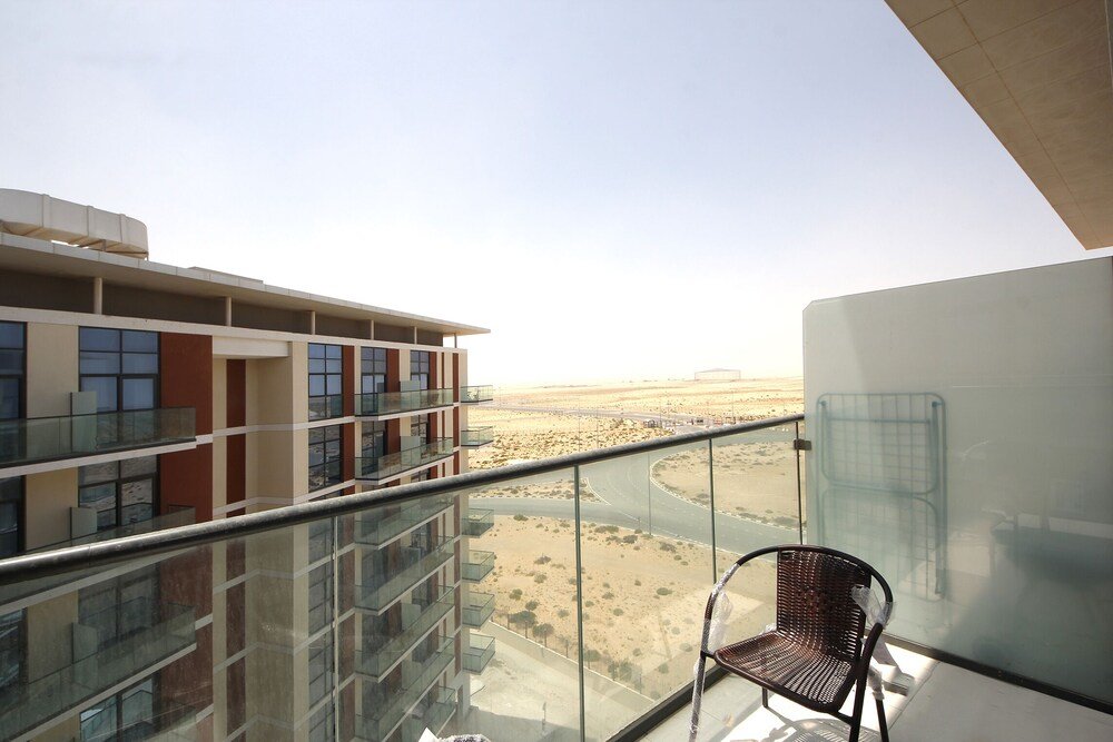 Дубай: Studio Apartment in Damac Celestia